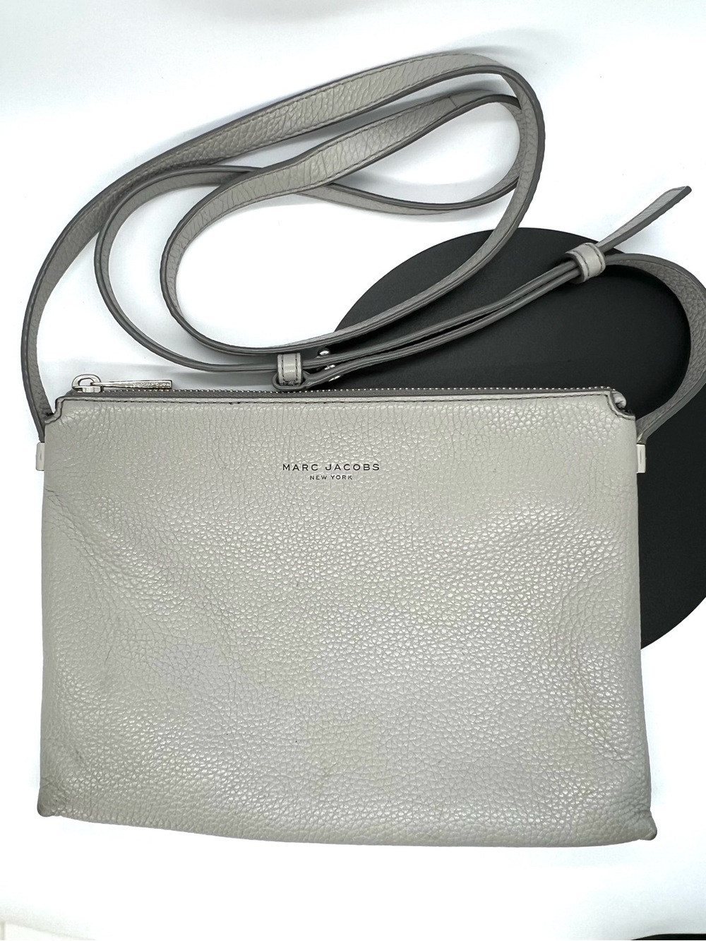 Marc Jacobs Gray Pebbled Leather Crossbody Bag Zip Top Adjustable Strap